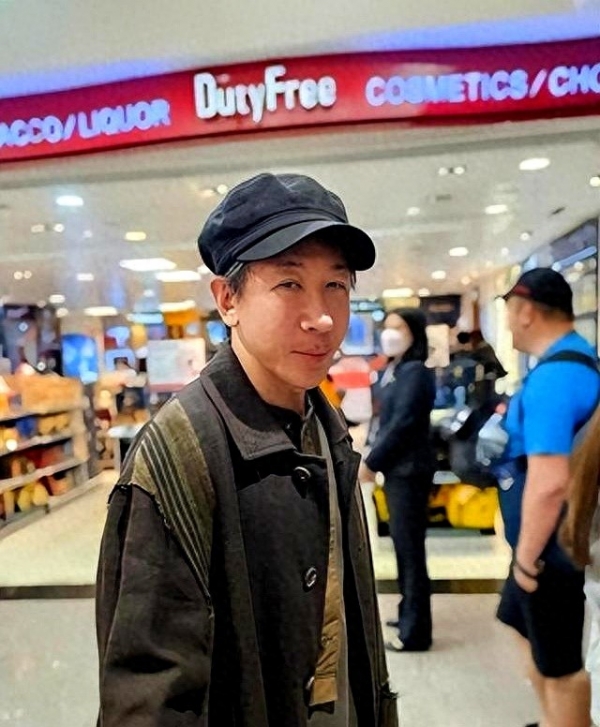 九游体育：刘谦抗癌不到一年“不良嗜好”已戒掉近况曝光模样大变(图1)