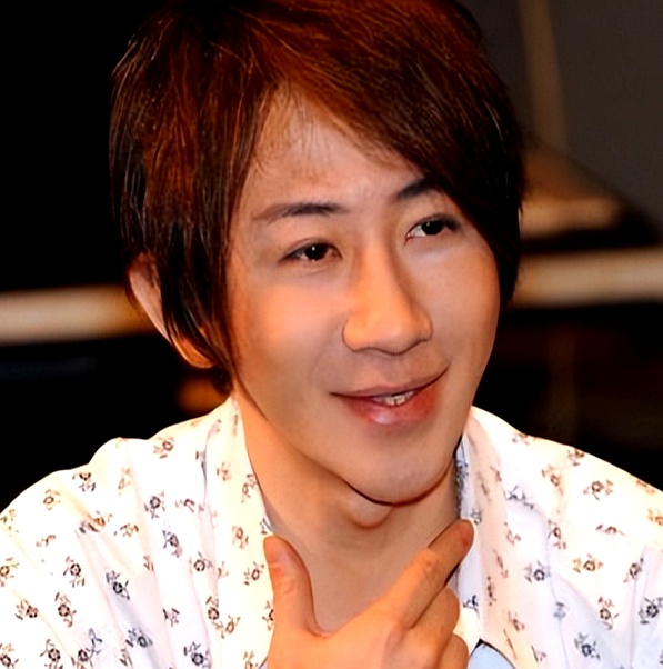 九游体育：刘谦抗癌不到一年“不良嗜好”已戒掉近况曝光模样大变(图10)