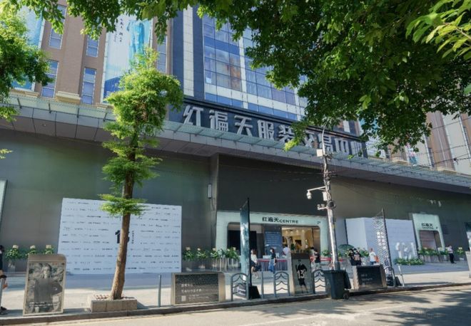 2025年广州服装批发市场推荐：标杆项目引领采批新趋势(图2)