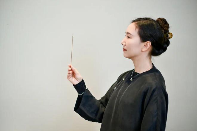 “伊”手快报在山野、在旅途中、在香气里:冬日的生活方式想象(图10)