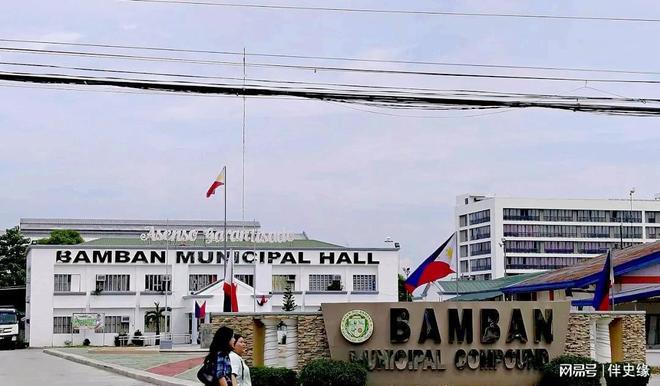 九游体育网站：电诈女魔头郭华萍被抓！亲妹妹供出了她的行踪父亲可能会有麻烦(图8)