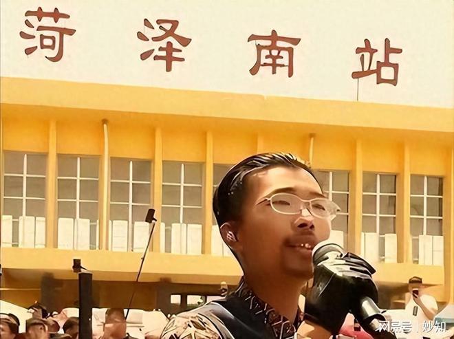 郭有才靠诺言爆红身份被扒曾经飘得有多高如今摔得就有多惨(图1)