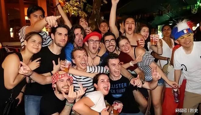 我国又一个大省被“占领”37万外国人赖着不走还想要长久生活(图9)