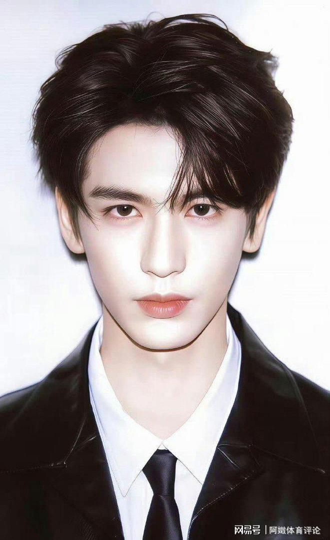 张凌赫跨年走秀封神携林允开启《归鸾》新征程(图14)