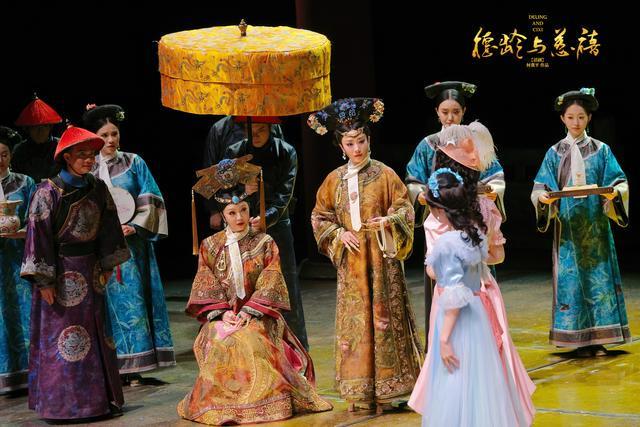 经典话剧《德龄与慈禧》本月登陆天津(图1)