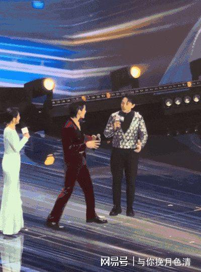 向佐踢主持人后续！百克力回应：确实有不爽曝对方私下真实人品(图2)