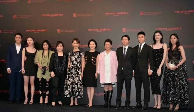 窦骁连续三年缺席岳母生日宴印证了向太的话身份尚未被认可(图14)