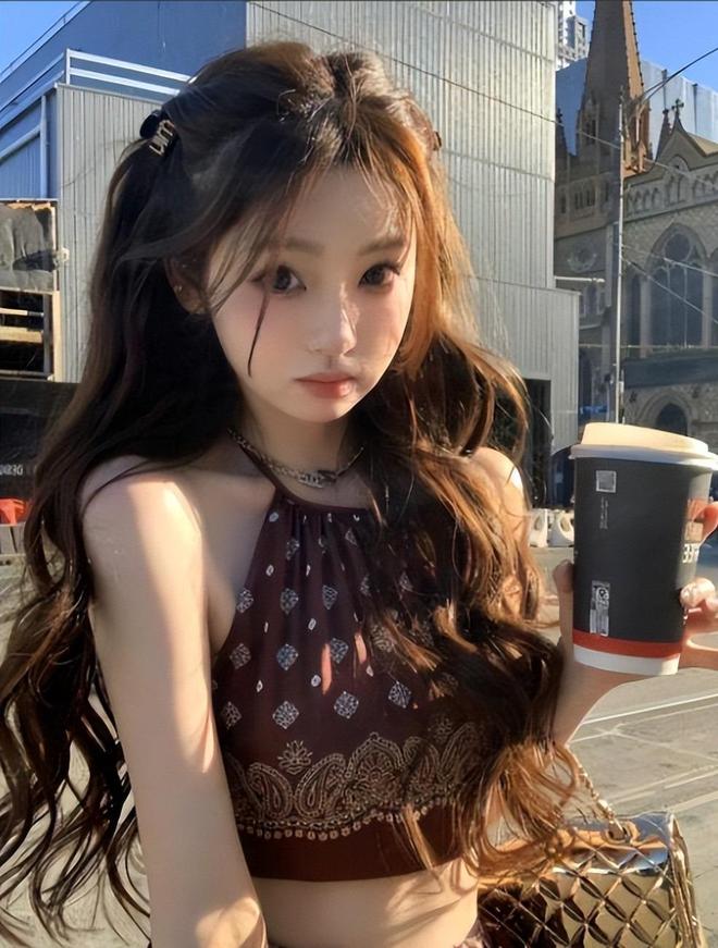 王思聪送珠宝高调表白懒懒：老婆我爱你两人同框照曝光很恩爱(图5)