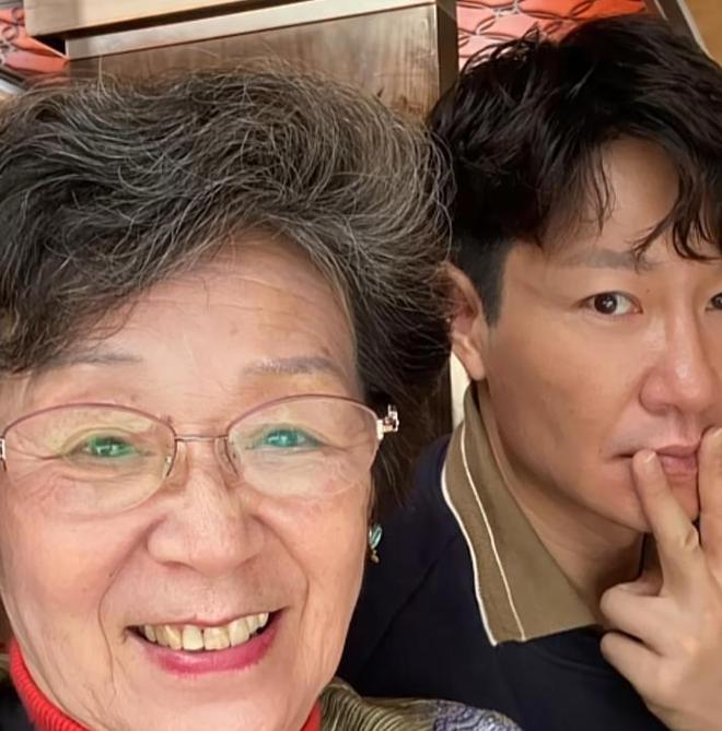 李宗翰:49岁仍单身拒绝将8旬老母送养老院花10年母子游全国(图14)