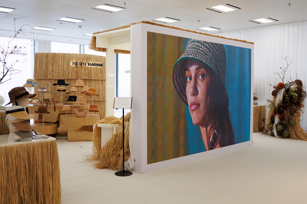 九游体育:HelenKaminski首度亮相上海时装周以匠心叙事开启中国市场(图5)