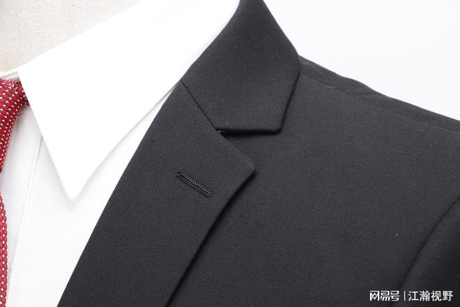 九游体育网站：七匹狼一年靠投资赚超3亿男装不行投资来救该咋看？(图4)