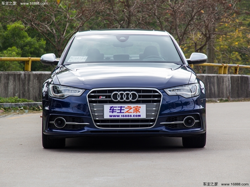 试驾奥迪S6感受低调性能车外表朴素V6动力平顺有底气(图2)