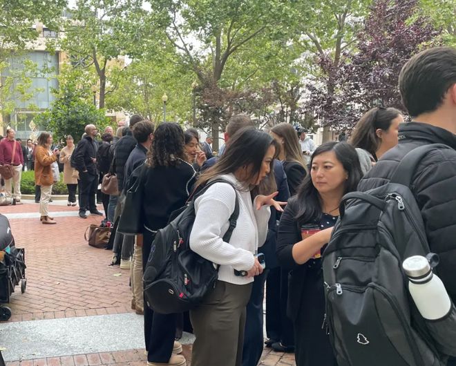 马斯克终于出庭了！自曝每周工作100小时OpenAI：他没分到钱酸了(图1)